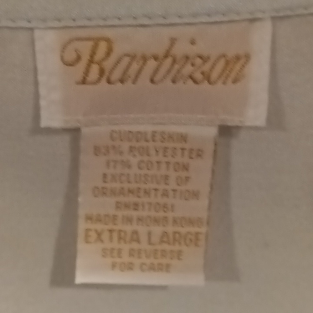FINAL PRICE NWOT Barbizon poly/cotton blue/white nightgown/floral embroidery